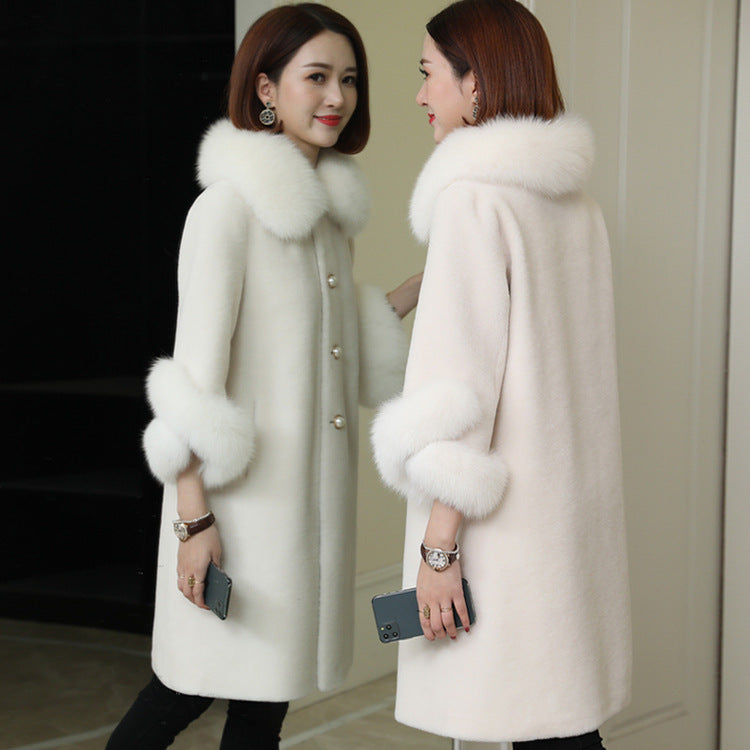 "Prato" Manteau femme mi long en laine avec colle et poignées en fourrure véritable