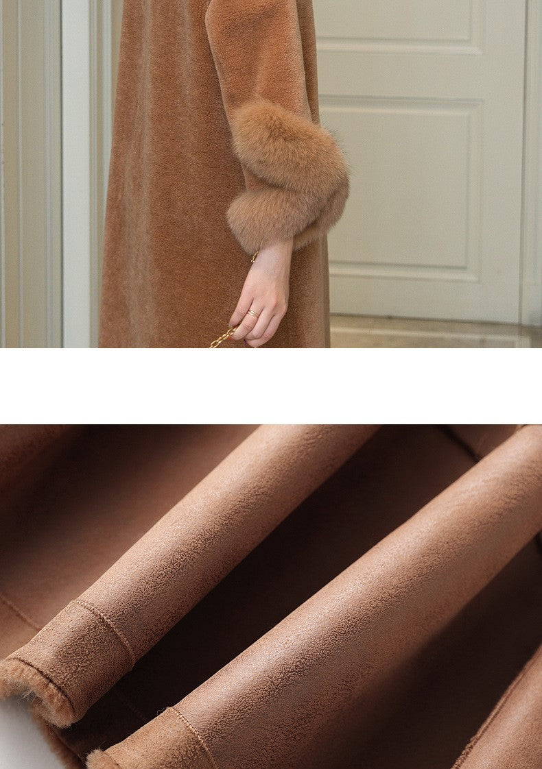 "Prato" Manteau femme mi long en laine avec colle et poignées en fourrure véritable