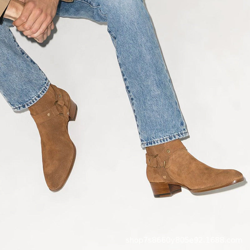 Bottes cowboy camel en cuir de daim à bout pointu avec boucle sur le côté, frontale