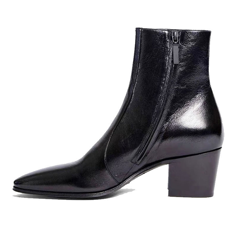 Bottes  noir en cuir véritable à talon haut et bout pointu avec fermeture latéral éclair, vue de coté gauche
