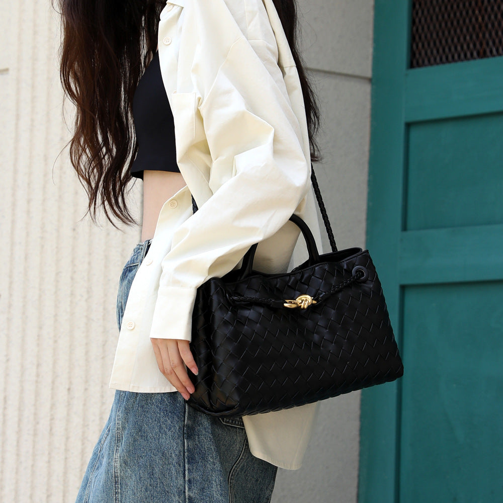 Sac cabas en cuir tressé pour femme, coloris noir, vue frontale