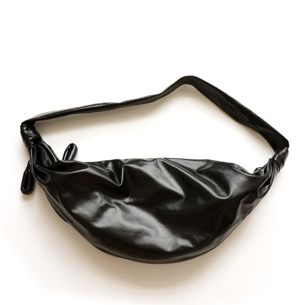 Sac croissant en cuir de vachette pleine fleur pour homme et femme, coloris noir, vue frontale