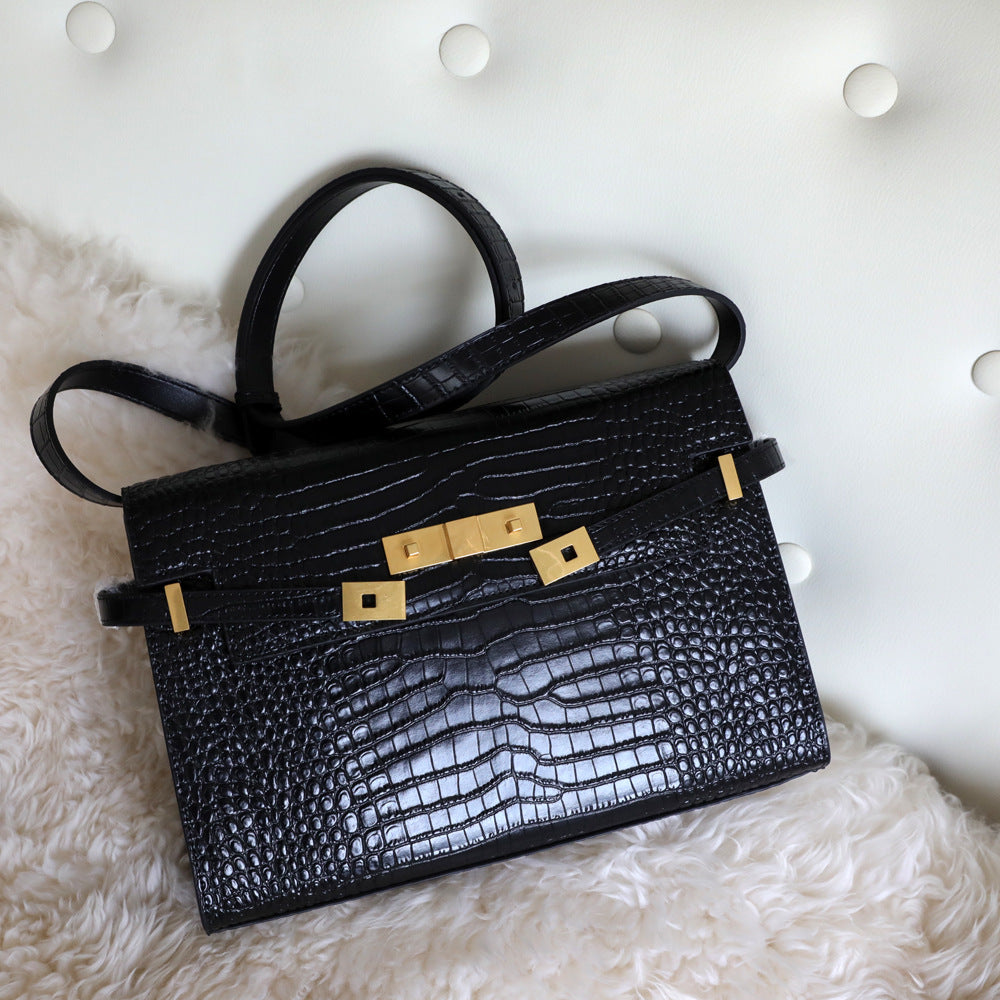 Sac à main femme en cuir véritable, sac Kelly, taille grands, coloris noir avec motif crocodile, vue frontale