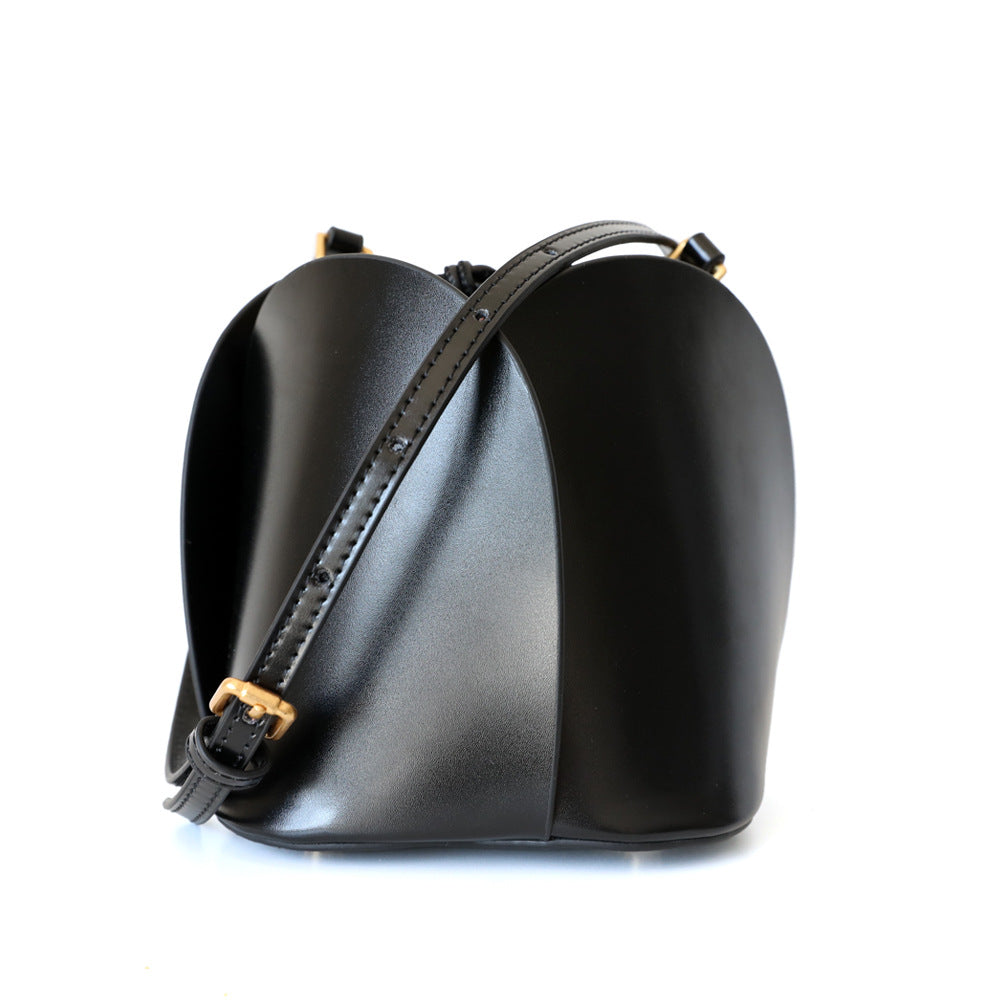 Sac seau fleuri en cuir de vachette pour femme, coloris noir, vue frontale