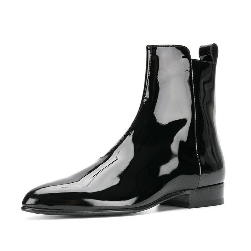  bottines zippées  à cheville en cuir noir verni à bout pointu et talon bas, vue latéral