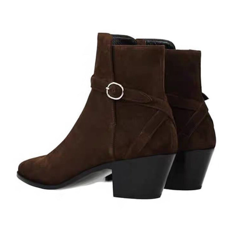  bottines zippées pour homme en cuir suède avec un bout amande talon carré, coloris brun, vue latéral