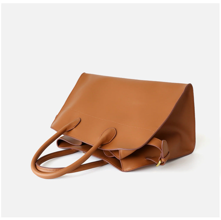 sac à main en cuir vachette, coloris marron